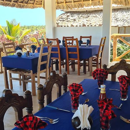 Blue Moon Villa Pwani Mchangani Bagian luar foto